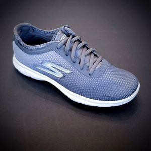SKECHERS yoga mat technology Gray Shoes